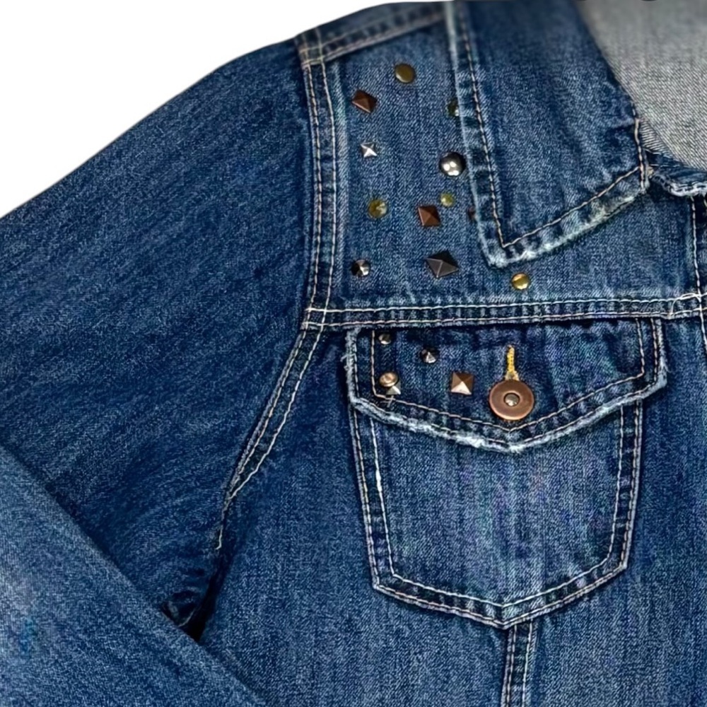 Reitman’s Denim 4 Pocket Trucker Style Jean Jacket with metal stud detail 1X - Picture 5 of 13